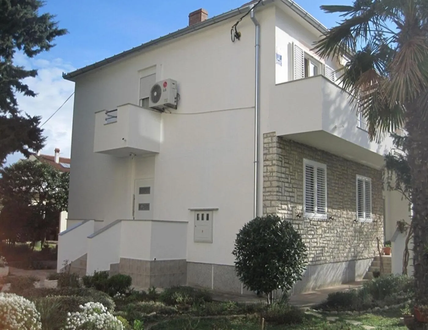 Apartment Ivan - With Large Terrace Zadar